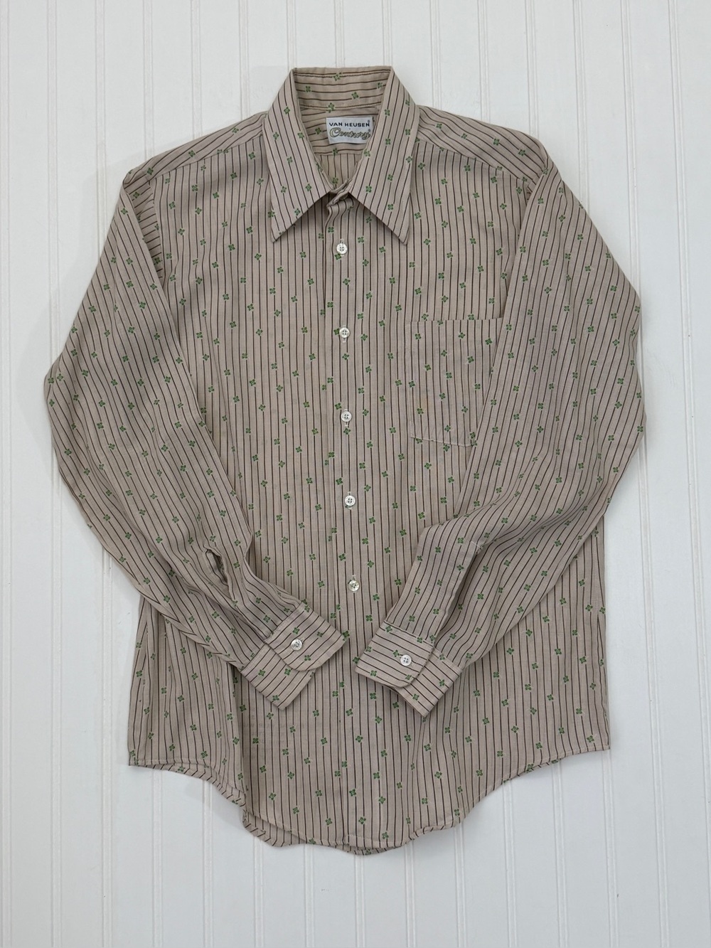 Van Heusen Century 1970’s Men’s Shirt Size 15.5-33 Long Sleeve Button Up Tan